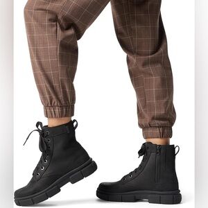 SOREL EXPLORER STRT LACE BOOTS IN BLACK 6
